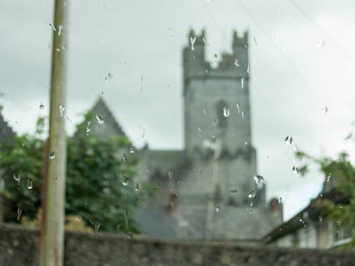 castle, ireland, rain