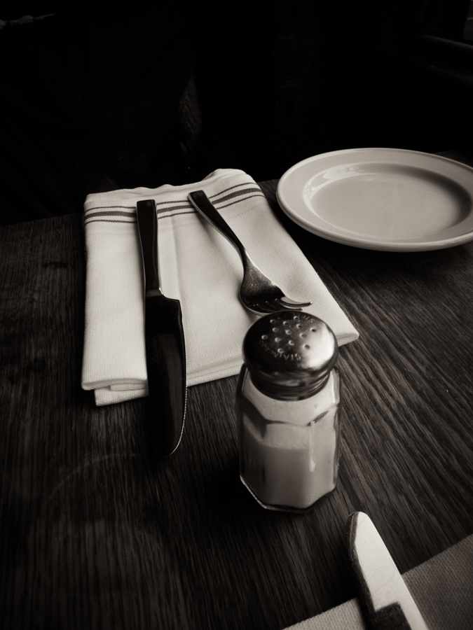 black and white, place settings, restaurant